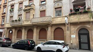 Die Omar-Al-Faruq-Moschee befindet sich im Flora-Gebäude.