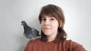 Ivana Marhöfer mit Paco, den sie in Pflege hat.