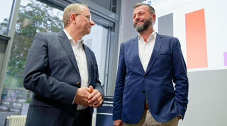 Stehen sich in der OB-Stichwahl am 12. Oktober gegenüber: Klaus Blettner (CDU, l.) und Jens Peter Gotter (SPD).