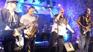 Bandleader Helmut Wehe (v.r.) stand zusammen mit Bernd „Schepper“ Schäfer, Christoph Tischmeyer und Wolfgang „Wolle“ Sing in vorderster Reihe.