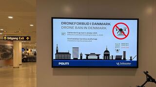 Info am Flughafen in Kopenhagen: In Dänemark sind Drohnenflüge wegen des hochrangigen Treffens bis zum 3. Oktober verboten.