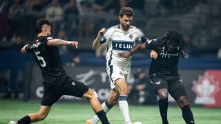Der langjährige Bayern-Profi Thomas Müller (M) erzielte gegen den Vancouver FC selbst einen Treffer.