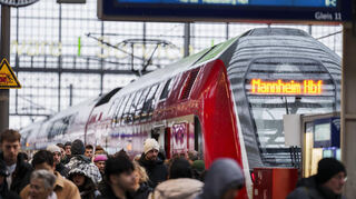 Die Riedbahn´ zwischen Mannheim und Frankfurt ist saniert. Doch die Region braucht dringend eine Ausweichstrecke – über die schon seit Jahren gesprochen wird. Sicher ist sie aber nicht.