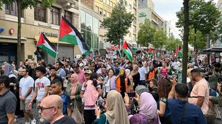 Regelmäßig finden pro-palästinensische Demos in Mannheim statt, so auch am zweiten Jahrestag des Überfalls der Hamas auf Israel.