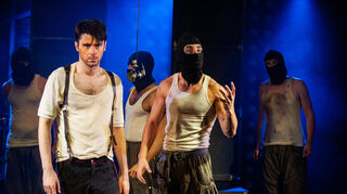 Start in die neue Spielzeit: Am 3. Oktober feiert Jörg Mohrs Inszenierung von Schillers "Die Räuber" feiert Premiere am Theater am Puls.