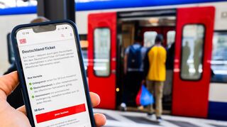 Das Deutschlandticket macht den Nahverkehr attraktiv, es wird aber teurer. (Symbolbild)