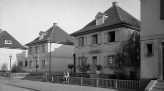 Die Häuser auf dem Almenhof damals.