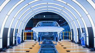 Die Automobilbranche ist ein wichtiger Kunde der BASF-Lacksparte, die nun zum Teil verkauft wird.