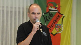 CdG-Vorsitzender Michael Werle stellte den Verein vor, der 111-jähriges Bestehen feiert.
