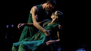 „Turning of Bones“ von Akram Khan.