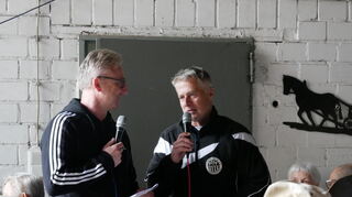 Gerald Marzenell (rechts) stellte sich auf dem Schlachtfest in Mannheim geduldig und auskunftsfreudig den Fragen von Moderator Richard Soppa.