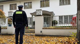 Die Polizei leitete ein Todesermittlungsverfahren ein.