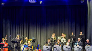 Das Cool Cats Orchestra gastierte im Kulturhaus Käfertal.