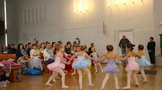 Auch die jüngsten Schülerinnen der Ballettschule Zeitz hatten beim Auftakt der Inselart ihren Auftritt.