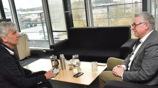 Thorsten Riehle im Interview mit Kulturchef Stefan M. Dettlinger - am 31. Januar 2024 zum Start als neuer Kulturbuergermeister der Stadt Mannheim.