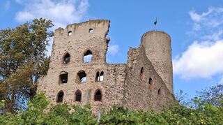 Die Strahlenburg, um 1235 fertiggestellt und das Wahrzeichen Schriesheims. Wie geht es mit ihr weiter?