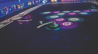 Bei BattlePool treten zwei Teams auf einem riesigen Billardtisch gegeneinander an – mit Karts!