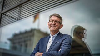 Kulturstaatsminister Wolfram Weimar (parteilos) würdigt die Bedeutung von Bibliotheken. (Archivbild)