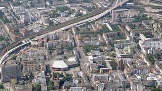 Die Rampen von und zur Pylonbrücke (oben) sind wegen der Sanierung der Weißen Hochstraße seit März 2025 gesperrt.