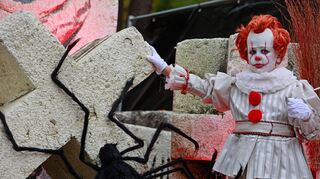 Die Figur von Pennywise aus dem Horrorfilm «Es» von Andy Muschietti machte Clowns endgültig wieder furchterregend.