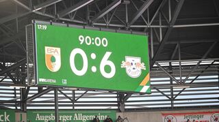 0:6 - ein historisches Heim-Ergebnis für den FC Augsburg.