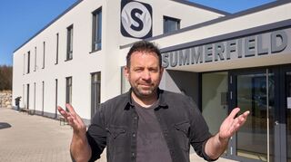 Ikke Hüftgold privat: Plattenfirma und Gartenbaucenter. (Archivbild)