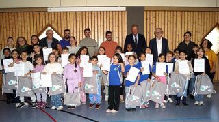 32 neue Campus-Kinder erhalten von den Rotary-Clubs Mannheim ein Stipendium für eine gesunde Mahlzeit.