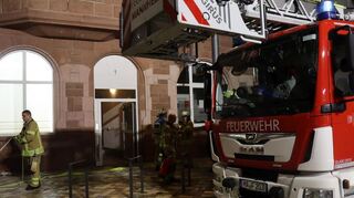Die Feuerwehr Mannheim wurde zu einem Brand in Mannheim-Rheinau gerufen.