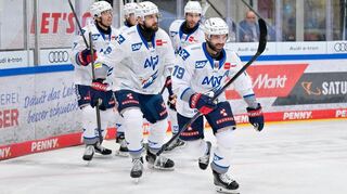 Nach der Niederlage in Ingolstadt treten die Adler Mannheim an diesem Dienstag gegen die Eisbären Berlin.