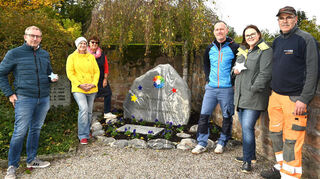 Auf Groß-Rohrheims Friedhof gibt es nun eine Gedenkstätte für Sternenkinder.