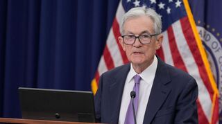Die US-Notenbank Federal Reserve hat erneut den Leitzins gesenkt.