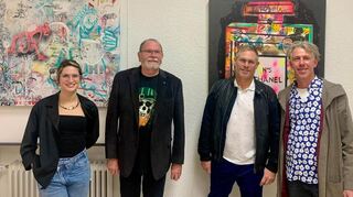 Die ausstellenden Künstler, v.l. Fabienne Schäfer, Bernhard Hossner, Clemens Szimm und Carsten Rössling, es fehlt Ralf Löhr