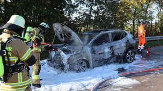 Am Donnerstag ist es auf der A5 bei Weinheim zu einem Fahrzeugbrand gekommen.