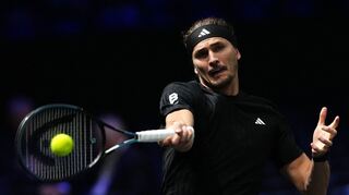 Alexander Zverev steht in Paris in der Runde der besten Acht.