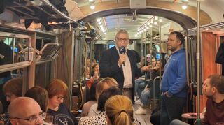 Kulturbürgermeister Thorsten Riehle (links) und Radio-Regenbogen-Moderator Jens Schneider.