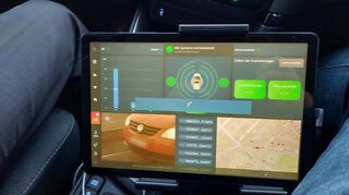 So schaut das System im Inneren des Fahrzeugs aus.