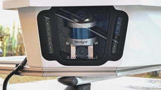 Mit Kameras auf dem Dach soll das Scan-Auto falsch geparkte Fahrzeuge erfassen, die eine Gefahr für den Verkehr darstellen.