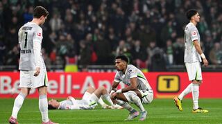 Von späten Gegentoren geschockt: Wolfsburg verliert auch in Bremen.