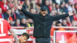 Vincent Kompany verzichtete auf große Rotation nach dem Kraftakt von Paris.