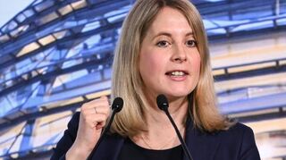 Verena Hubertz beim Deutschen Baugewerbetag des Zentralverbands Deutsches Baugewerbe.