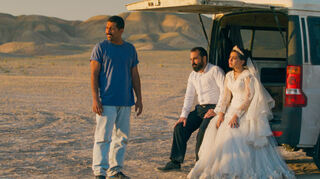 Vahid (Vahid Mobasseri) sucht Schicksalsgefährten (Majid Panahi, Hadis Pakbaten), um seinen mutmaßlichen Peiniger zu identifizieren. Der Film „Ein einfacher Unfall“ läuft beim Internationalen Filmfestival Mannheim-Heidelberg (IFFMH) in der Reihe „Pushing the Boundaries“.