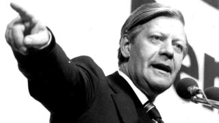 Kühler Analytiker, brillanter Redner: Bundeskanzler Helmut Schmidt mit charakteristischer Geste: "Da geht's lang!"