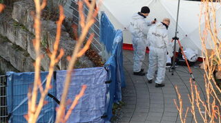 Am Bahnhof Wiesloch wurde am Mittwochmorgen eine Person verletzt aufgefunden. Nähere Infos gibt es zur Zeit nicht.