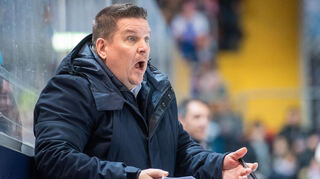 Der neue Cheftrainer bei den Löwen Frankfurt: Tom Pokel. Der US-Amerikaner arbeitete in der Deutschen Eishockey Liga bis Anfang Februar bei den Straubing Tigers.