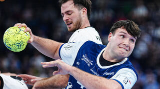 Kreisläufer Aron Seesing ist ein echtes Kraftpaket. Er gehört auf seiner Position zu den größten Talenten im deutschen Handball und hat im Mai bereits ein Länderspiel bestritten.