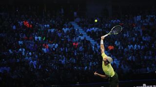 Volle Konzentration beim Aufschlag: Carlos Alcaraz.