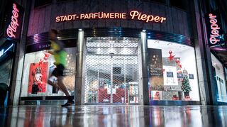 Ein Foto aus schlechten Zeiten: Dezember 2020, wegen eines Corona-Lockdowns blieb auch dieser Pieper-Shop zeitweise geschlossen. Die Shops sind längst wieder geöffnet und bleiben es auch, trotz Insolvenzverfahrens.