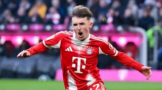 Lennart Karl jubelt nach seinem Tor gegen Freiburg.