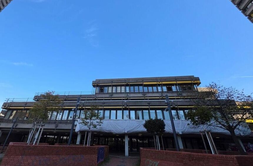 5.8 million euros for immediate measures at two Mannheim vocational ...