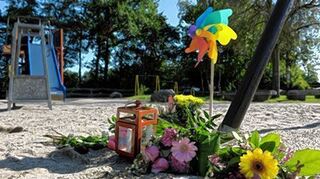 <p>Auf diesem Spielplatz in Upgant-Schott wurde das Mädchen gefunden.</p>